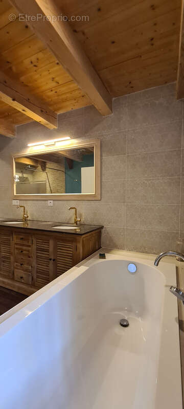 Maison à SAINT-AGREVE