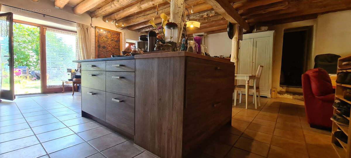 Maison à SAINT-AGREVE