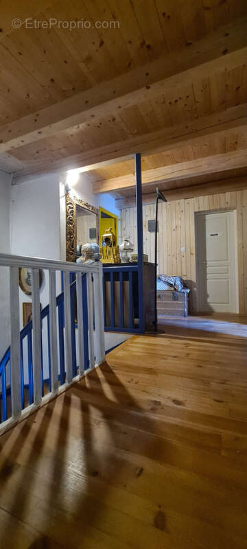 Maison à SAINT-AGREVE