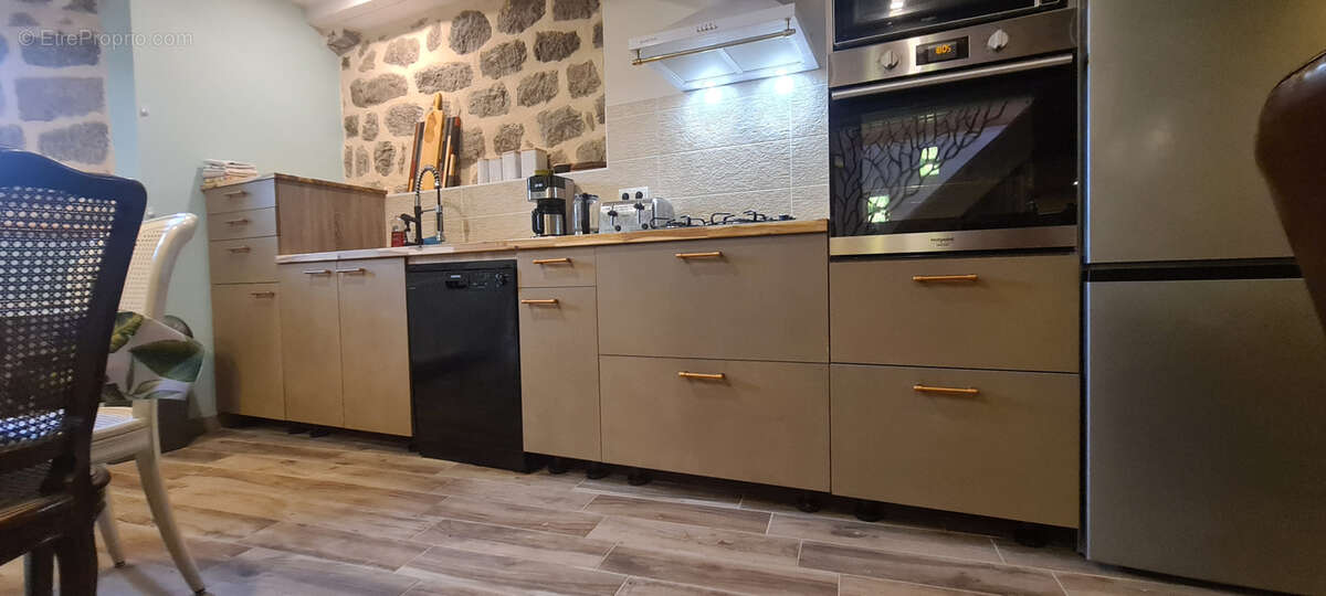 Maison à SAINT-AGREVE