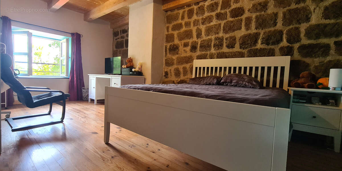 Maison à SAINT-AGREVE