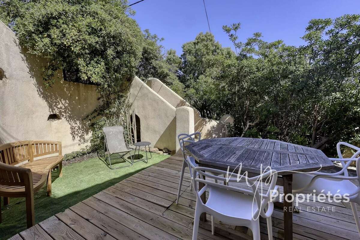 Maison à RAYOL-CANADEL-SUR-MER