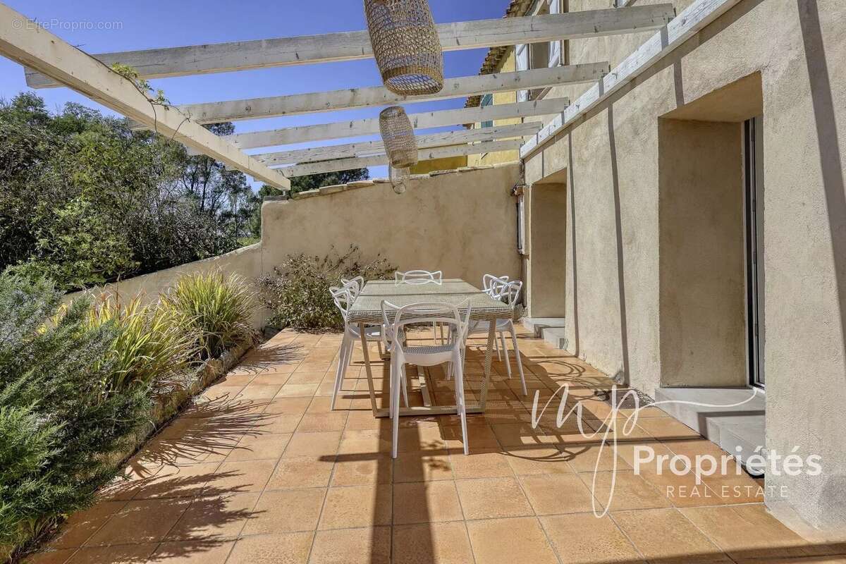 Maison à RAYOL-CANADEL-SUR-MER