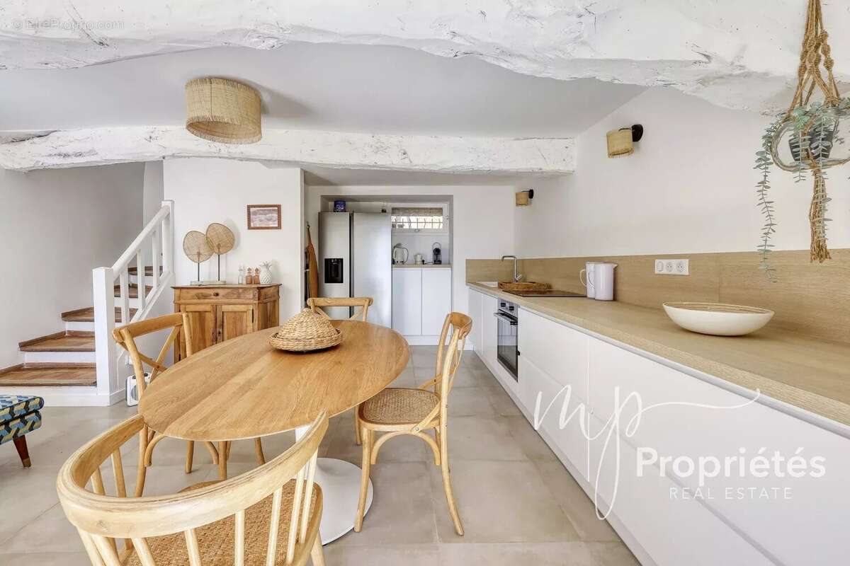 Maison à RAYOL-CANADEL-SUR-MER