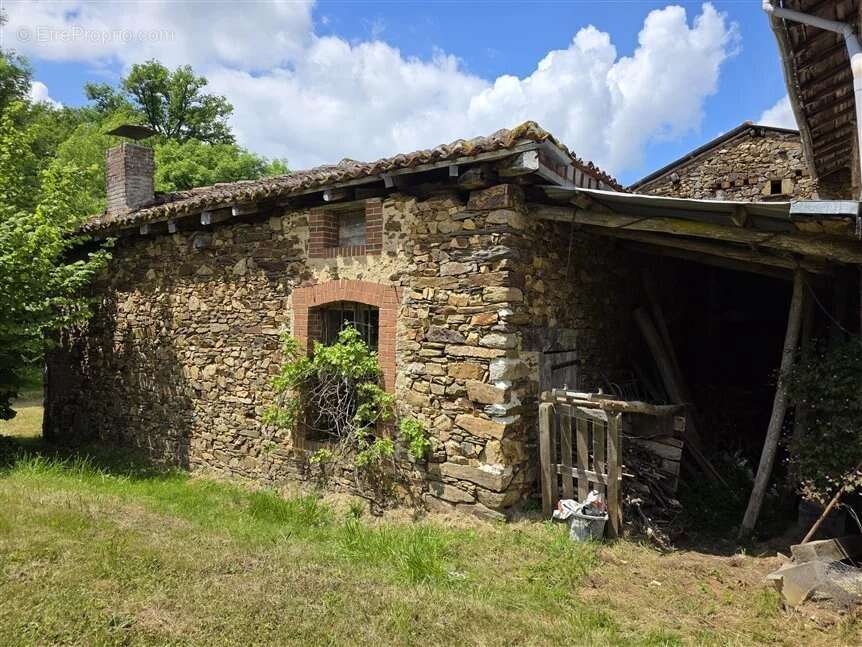 Maison à SAINT-CHRISTOPHE