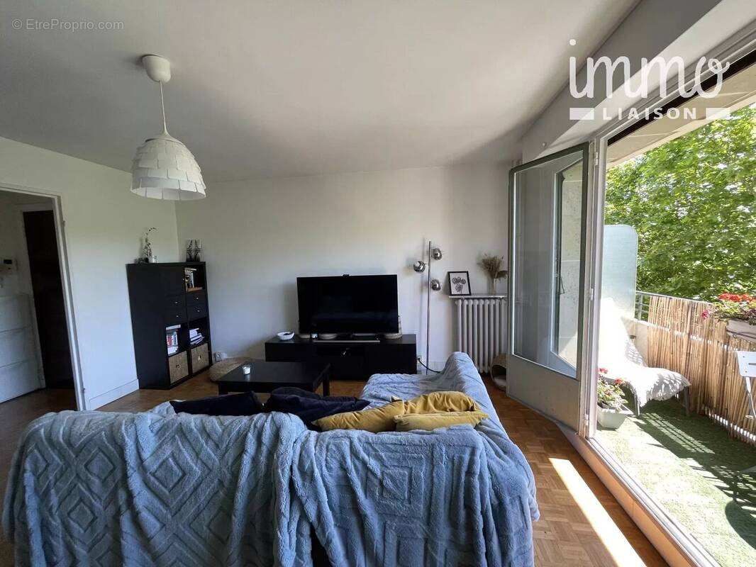 Appartement à CHAVILLE