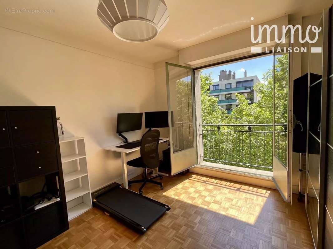 Appartement à CHAVILLE