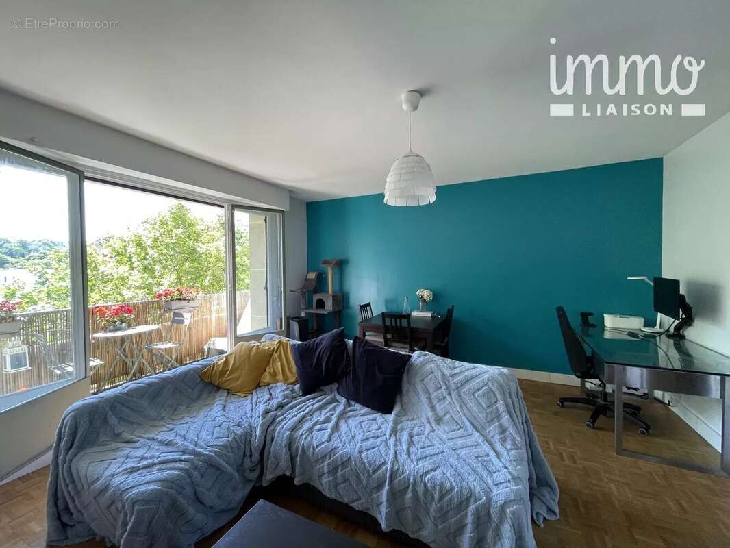 Appartement à CHAVILLE