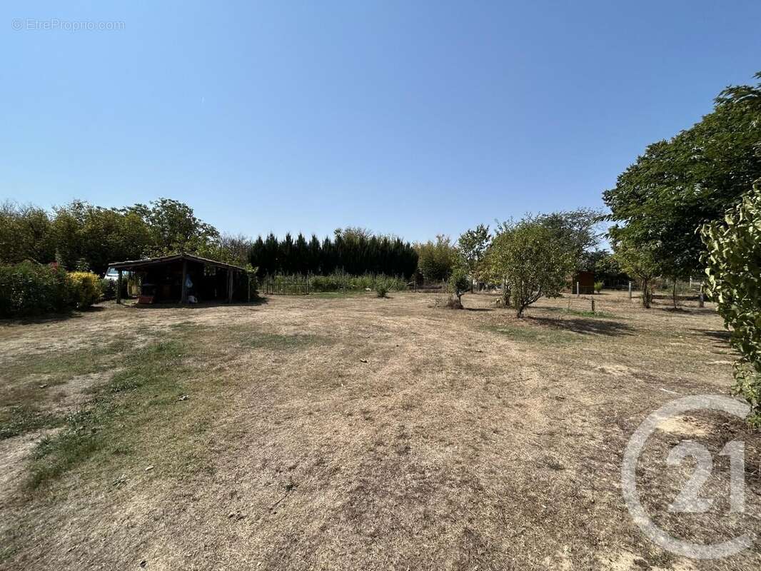 Maison à CAMPS-SUR-L&#039;ISLE