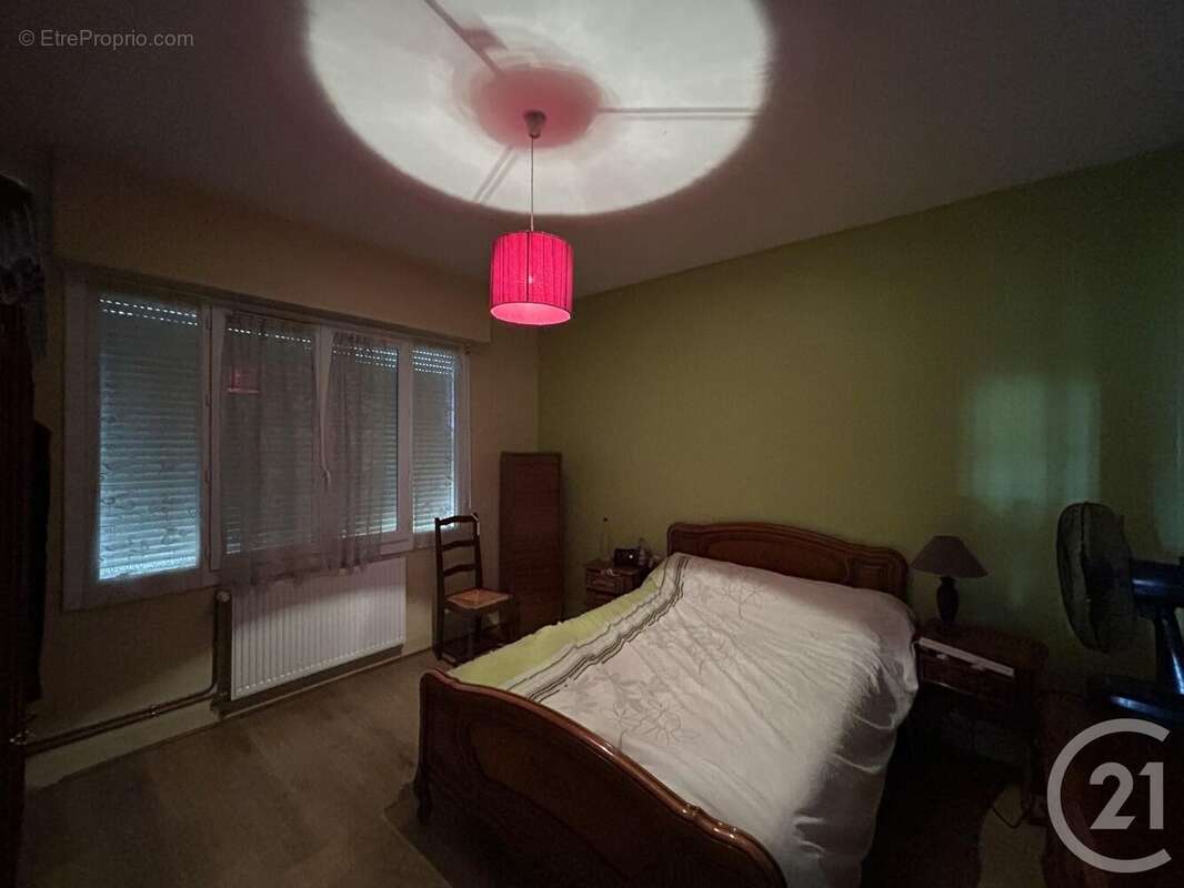 Maison à CAMPS-SUR-L&#039;ISLE