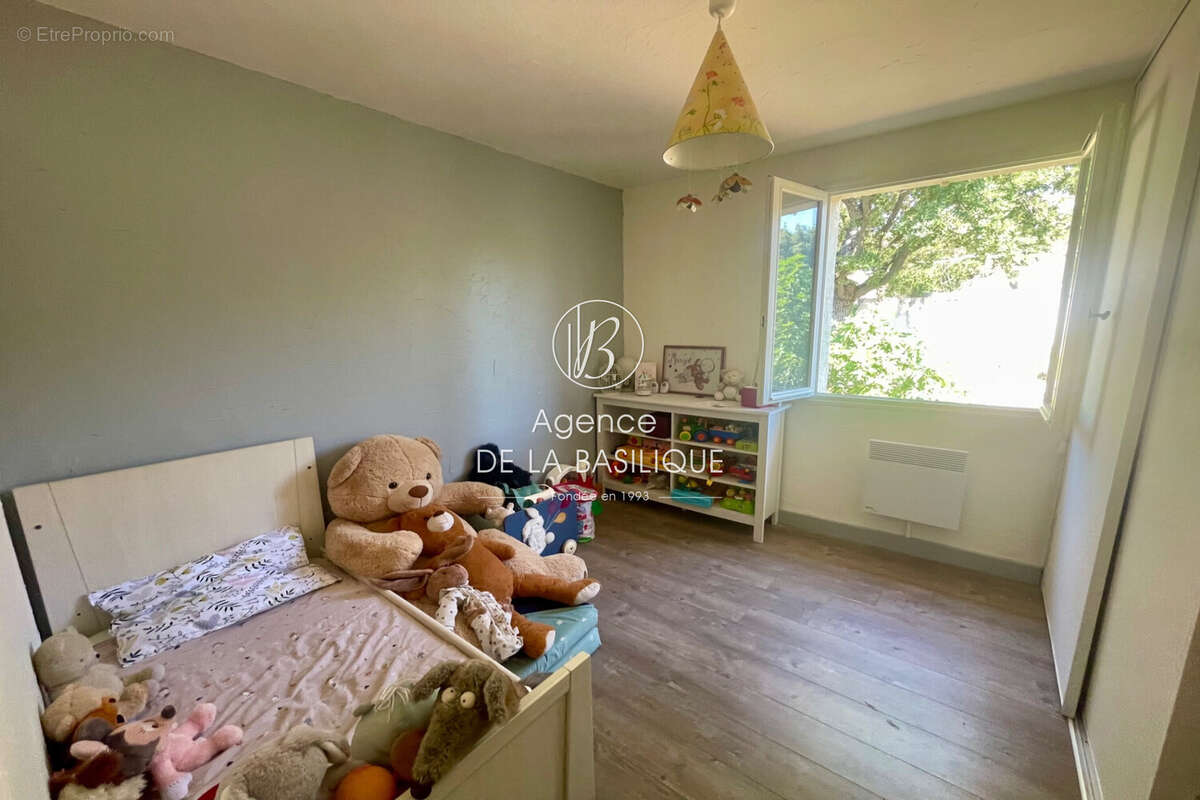 Maison à SAINT-MAXIMIN-LA-SAINTE-BAUME