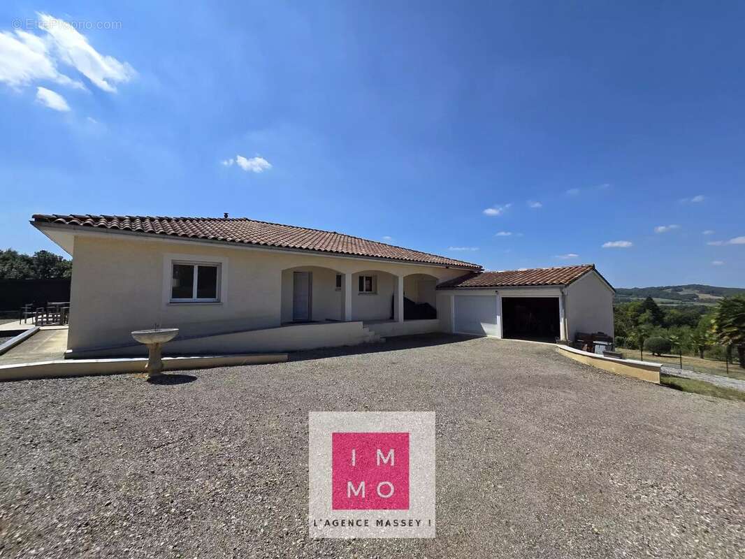 Maison à POUYASTRUC