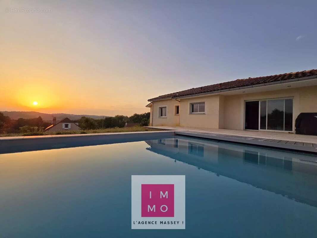 Maison à POUYASTRUC