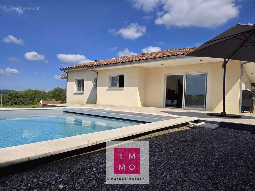 Maison à POUYASTRUC