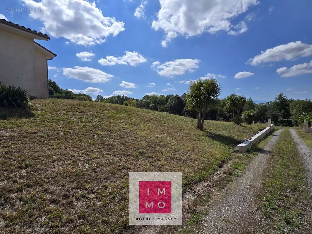 Maison à POUYASTRUC