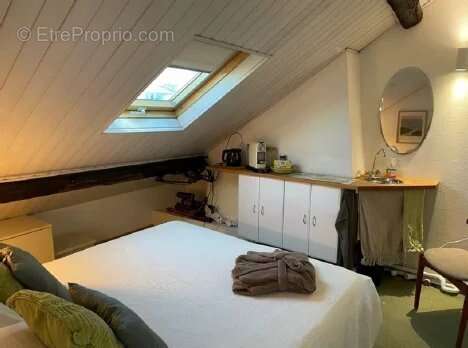 Appartement à PARIS-3E