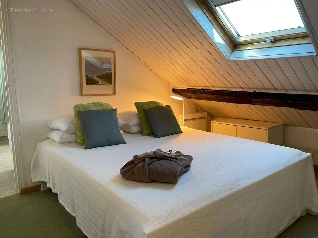 Appartement à PARIS-3E