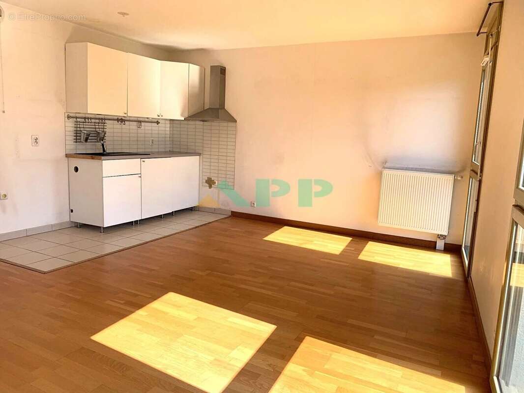 Appartement à JUVISY-SUR-ORGE