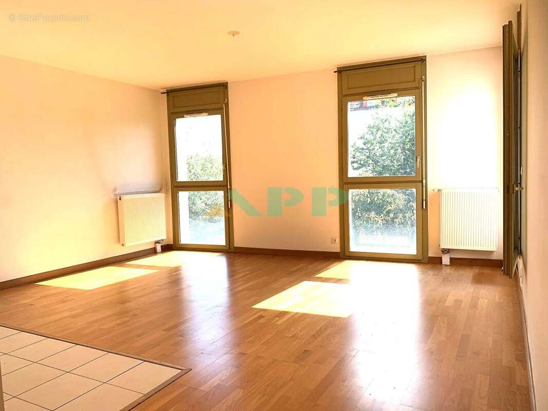 Appartement à JUVISY-SUR-ORGE