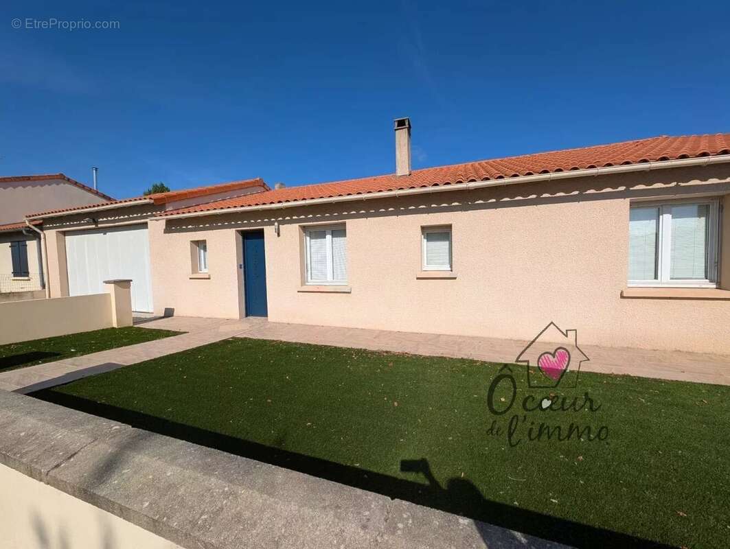 Maison à SAINT-LEGER-SOUS-CHOLET