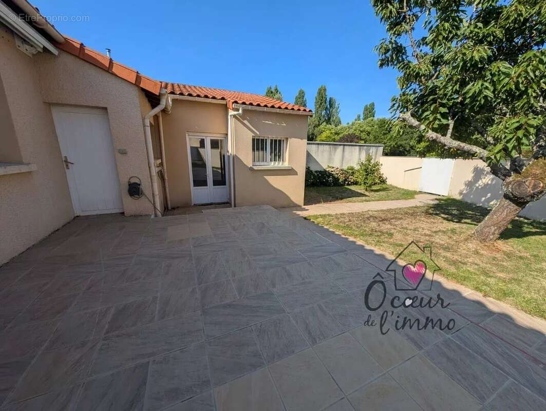 Maison à SAINT-LEGER-SOUS-CHOLET