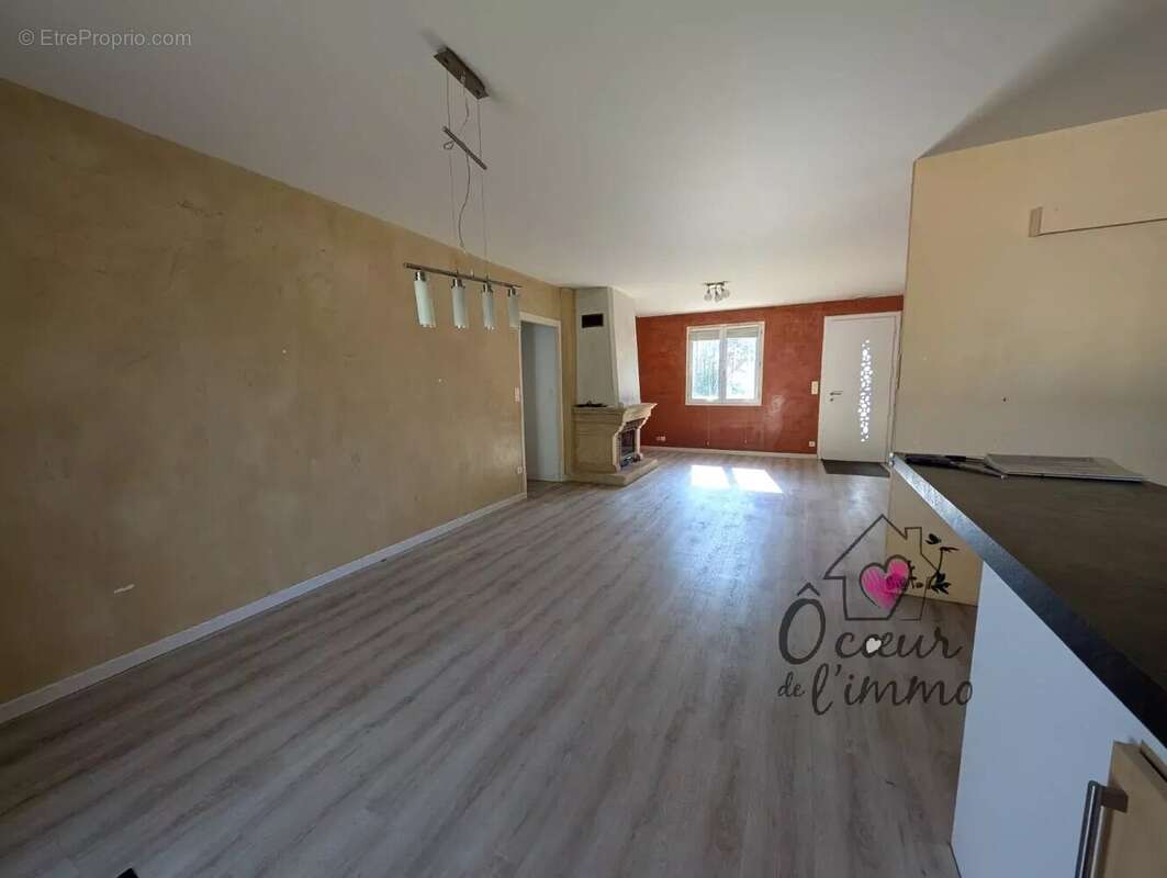 Maison à SAINT-LEGER-SOUS-CHOLET