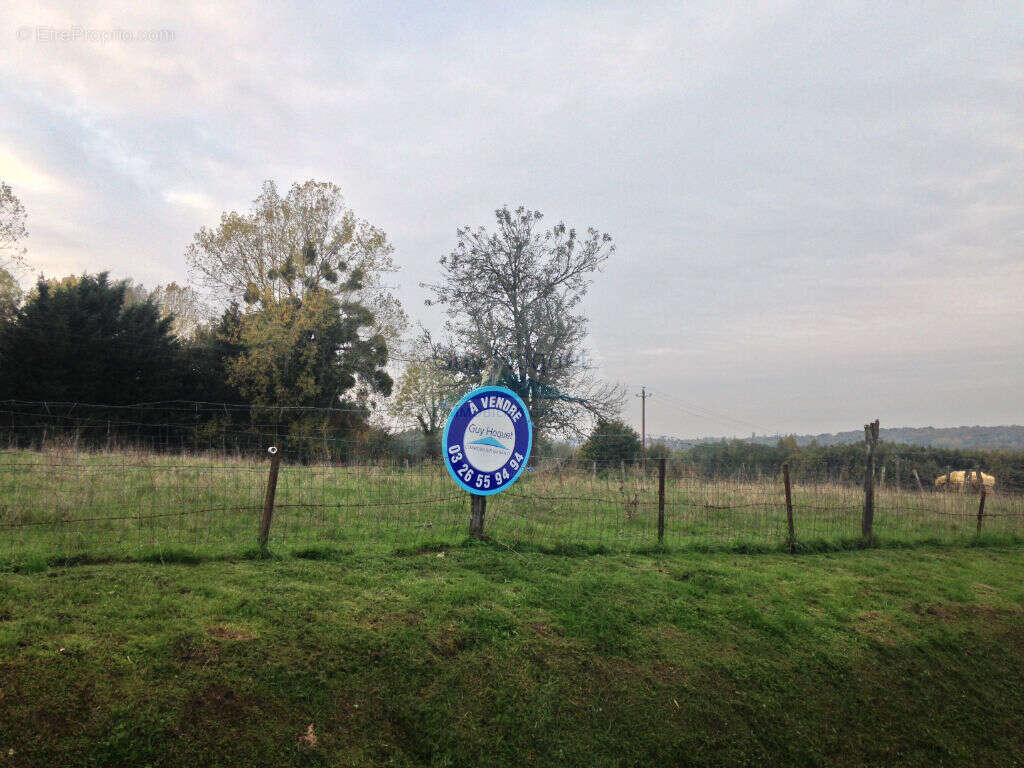 Terrain à CORRIBERT