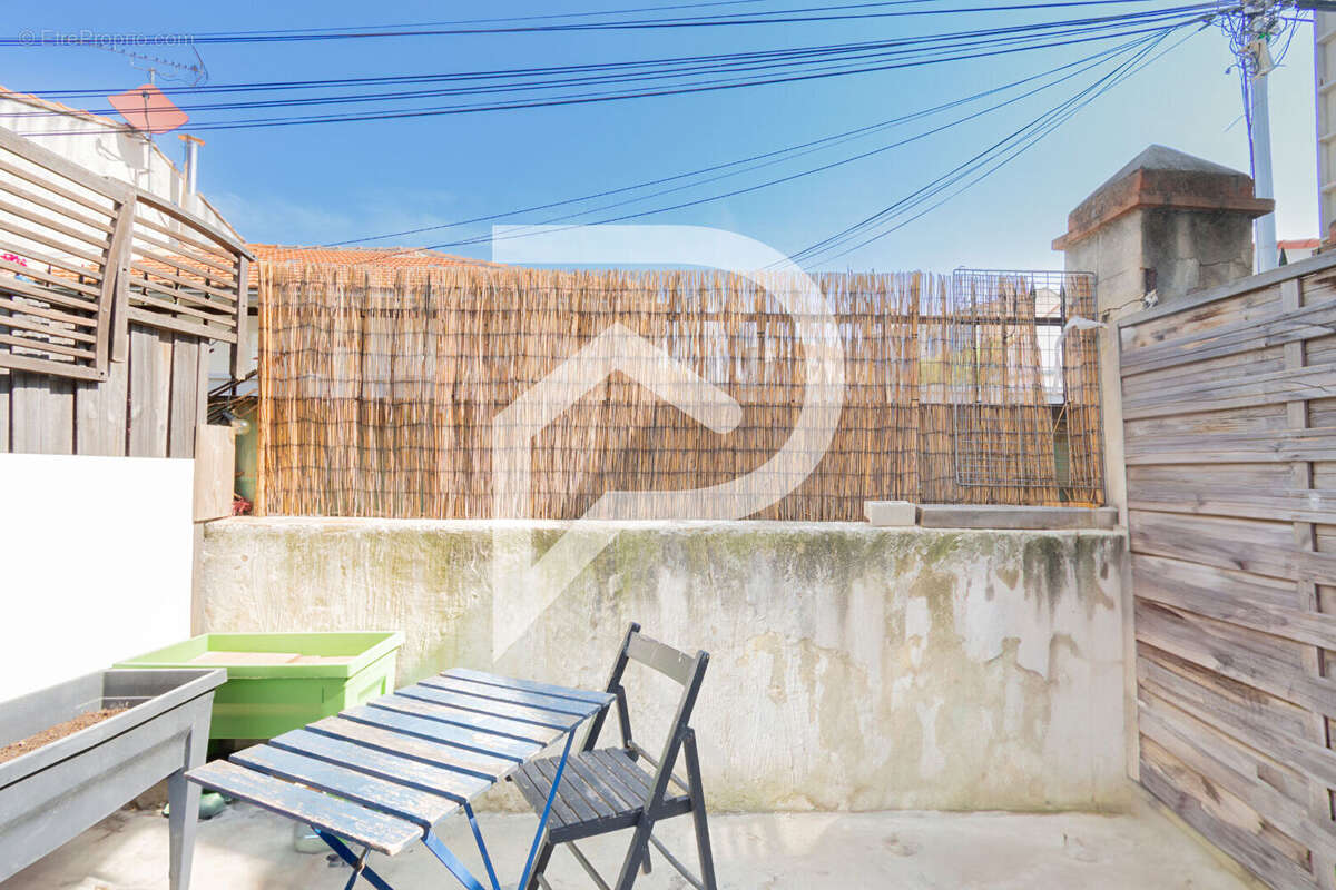 Appartement à MARSEILLE-7E