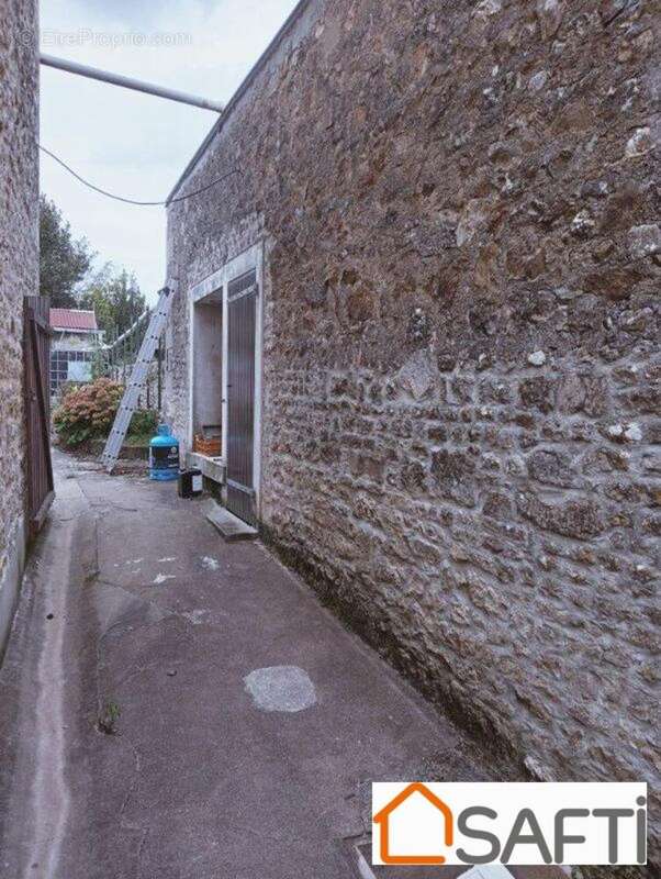 Photo 2 - Maison à FOUSSAIS-PAYRE