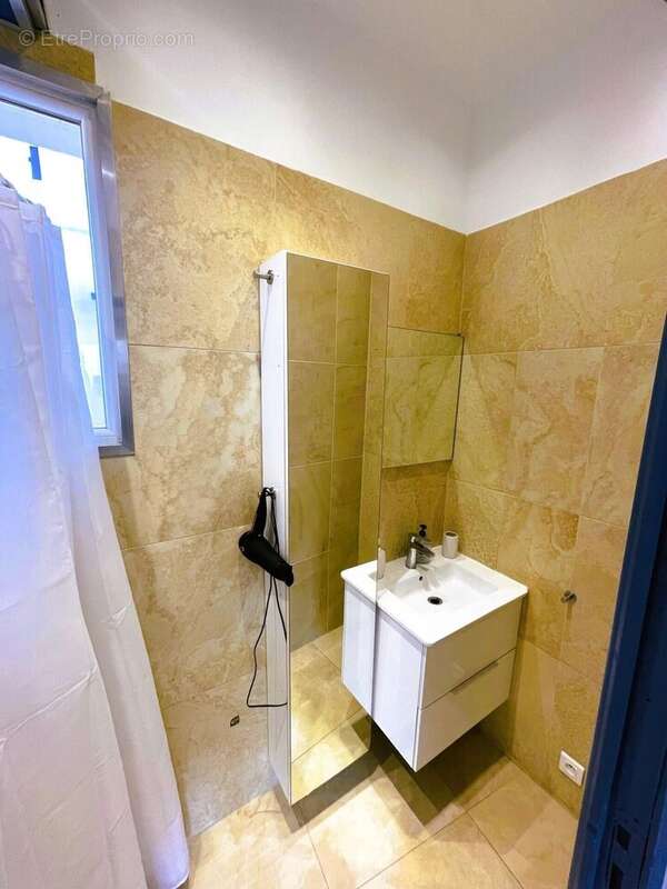 Photo 5 - Appartement à SAINT-RAPHAEL