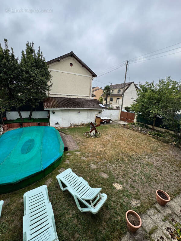 Maison à LIVRY-GARGAN