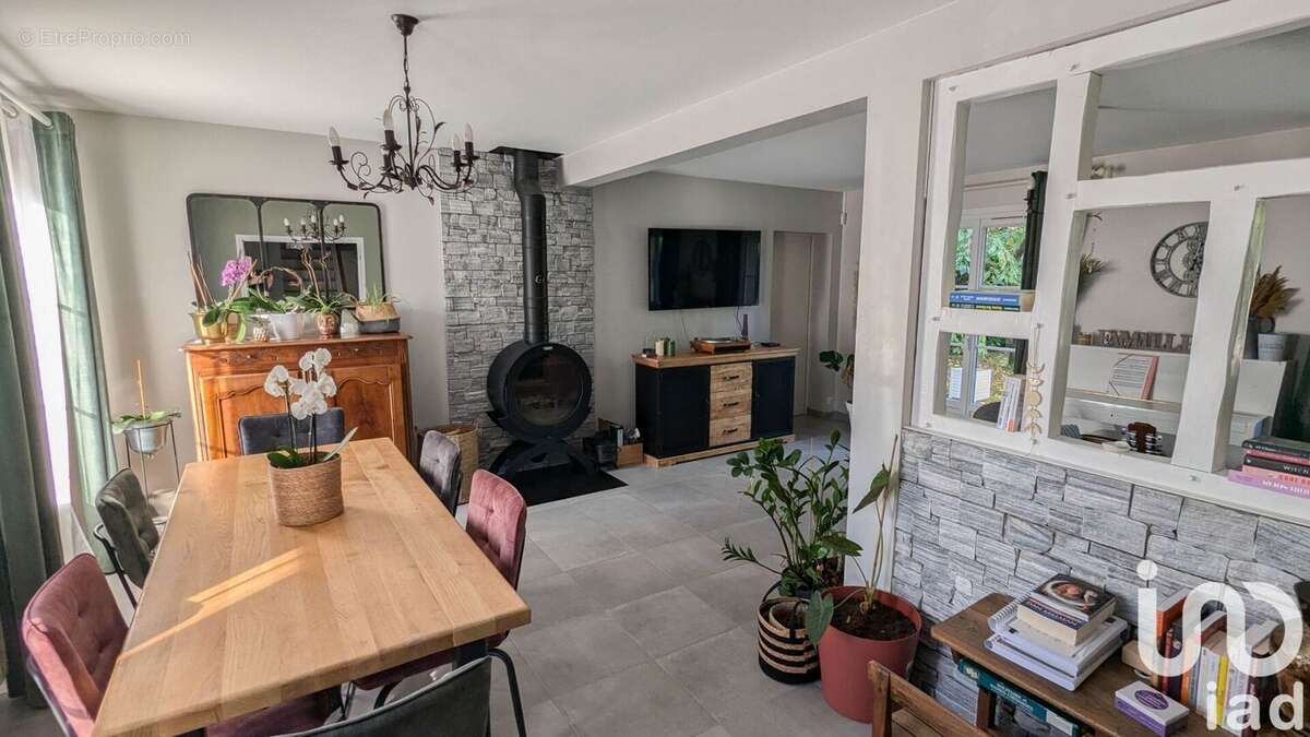 Photo 3 - Maison à SAINT-GERMAIN-SUR-MORIN