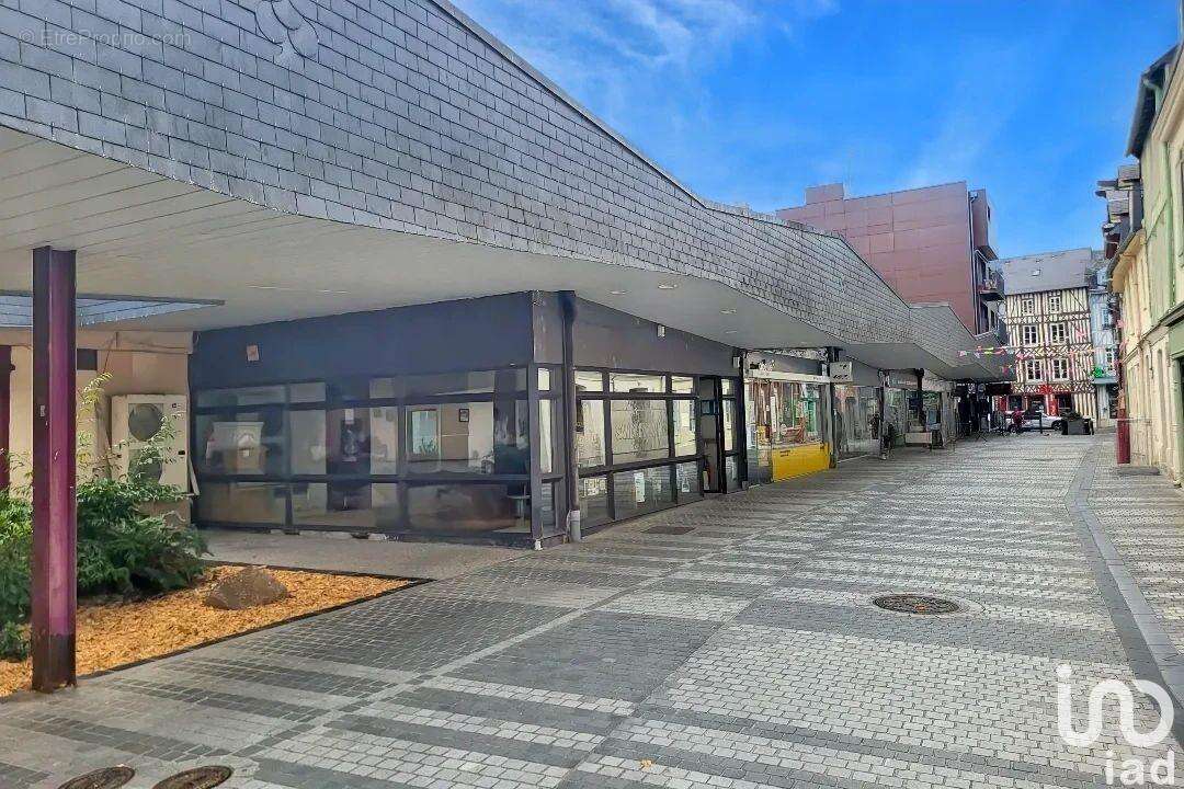 Photo 2 - Commerce à PONT-AUDEMER