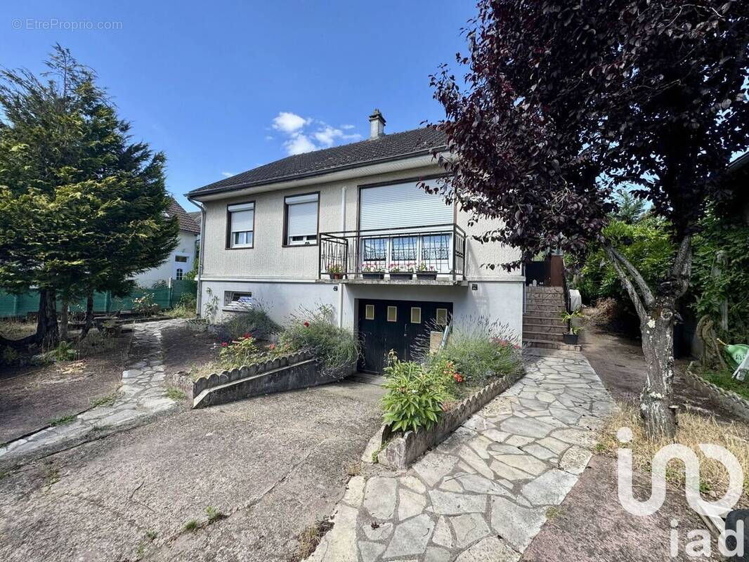 Photo 1 - Maison à BRIARE