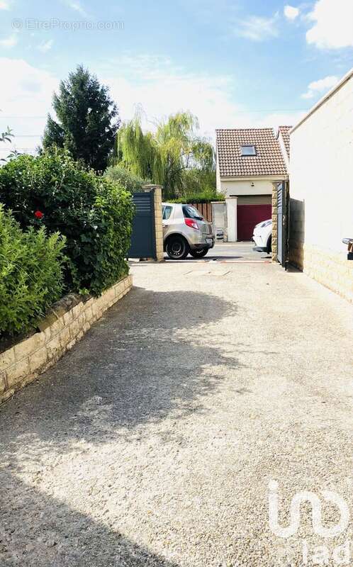 Photo 2 - Maison à LE MEE-SUR-SEINE