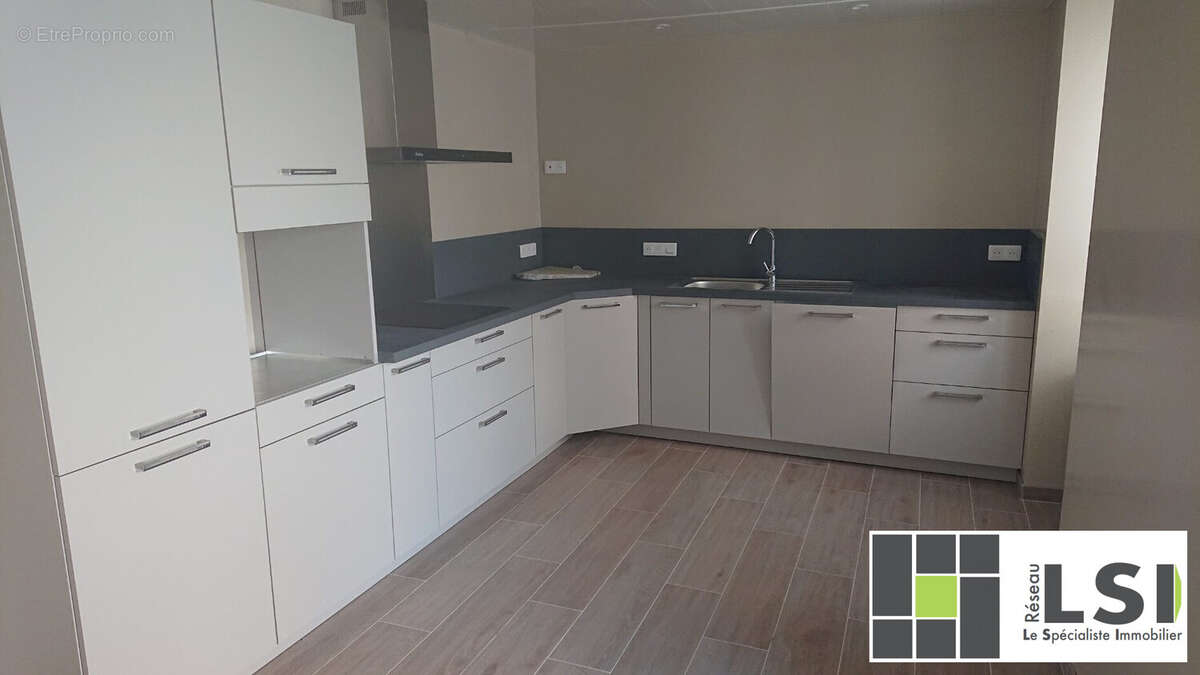 Maison à SAINT-GEORGES-D&#039;AURAC