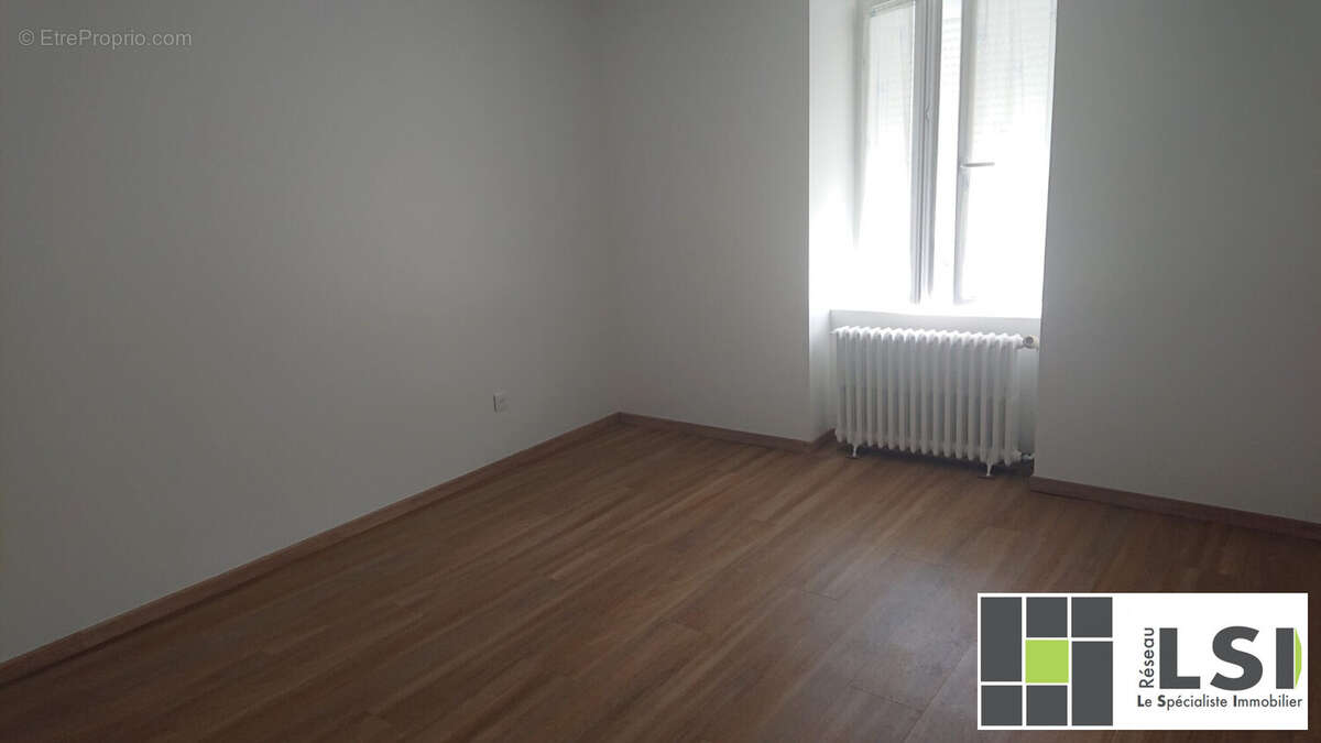 Maison à SAINT-GEORGES-D&#039;AURAC