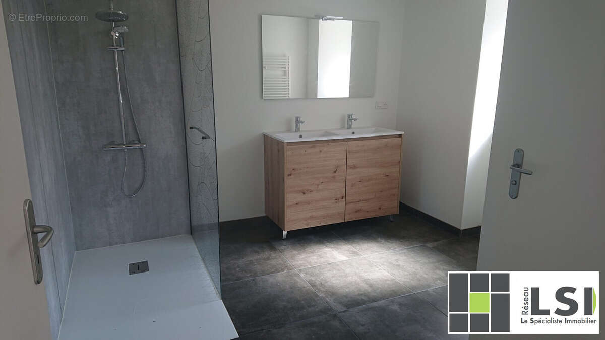 Maison à SAINT-GEORGES-D&#039;AURAC