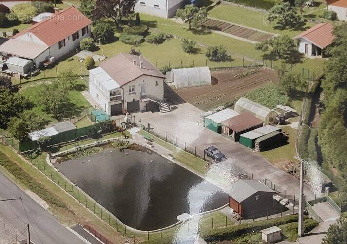 vue aerienne - Maison à AYDOILLES