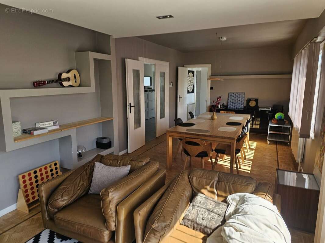 salon séjour - Maison à REMIREMONT