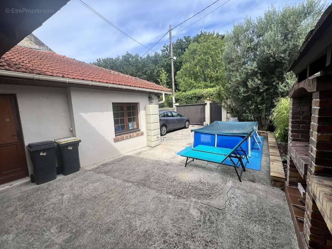 Maison à SAINT-CHERON