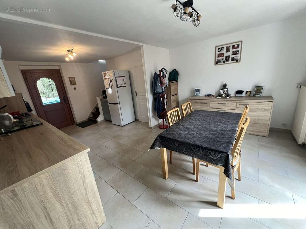 Maison à SAINT-CHERON