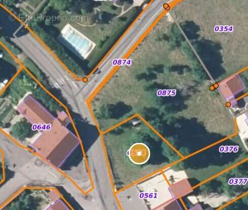 Terrain à NEUILLY-SUR-SUIZE