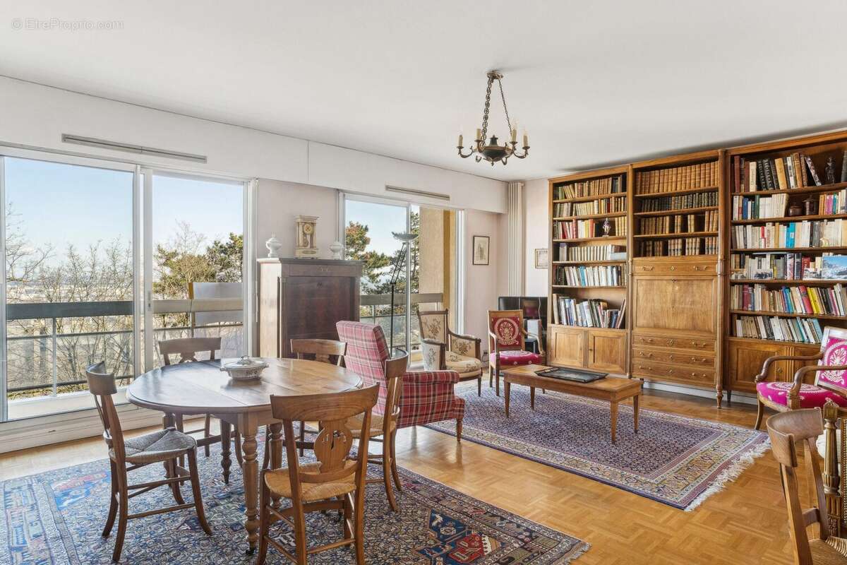 Appartement à SAINTE-FOY-LES-LYON