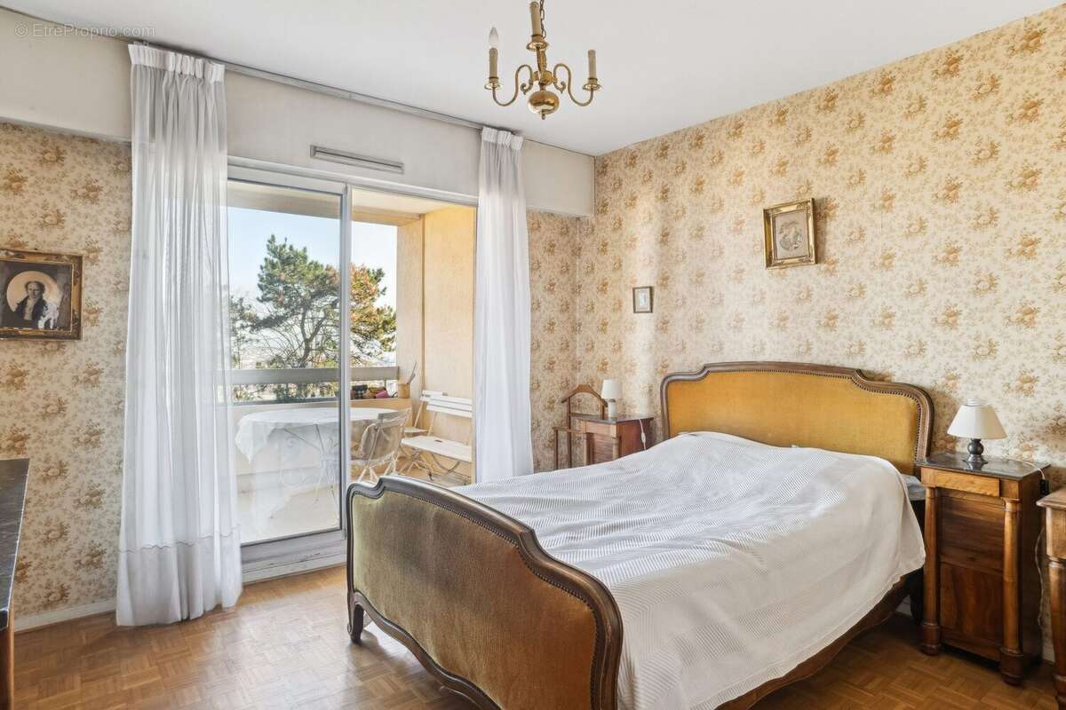 Appartement à SAINTE-FOY-LES-LYON