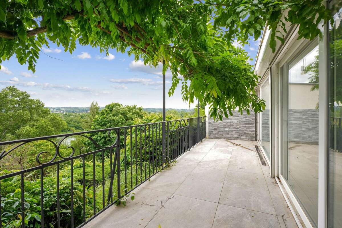 Appartement à VERNAISON