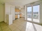 Appartement à MEYZIEU