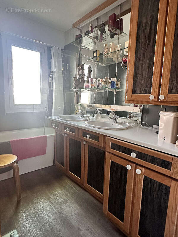 Appartement à MONTIGNY-LE-BRETONNEUX