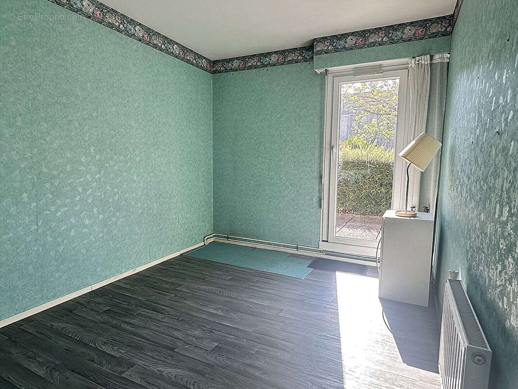 Appartement à MONTIGNY-LE-BRETONNEUX