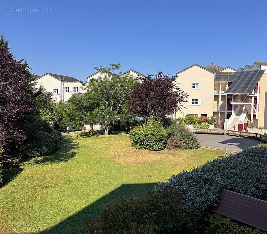 Appartement à MONTIGNY-LE-BRETONNEUX